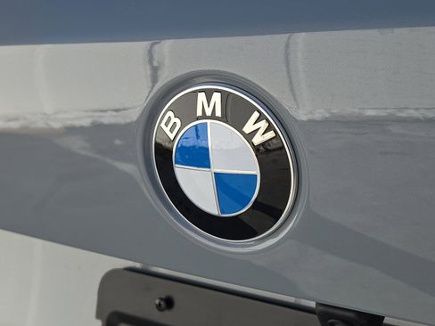 New 2026 BMW X5 xDrive40i w/ M Sport Package AWD/4WD image 14