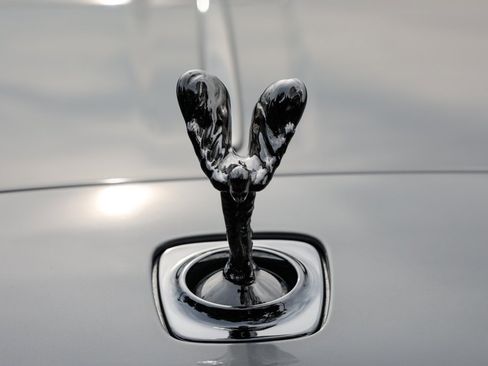 Used 2019 Rolls-Royce Dawn image 34