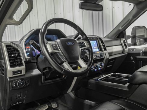 Used 2021 Ford F250 Lariat image 14