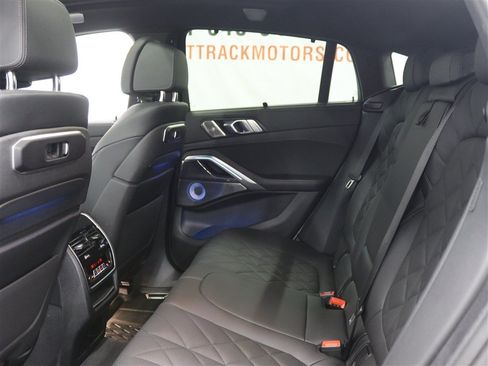 Used 2024 BMW X6 M60i AWD/4WD image 21