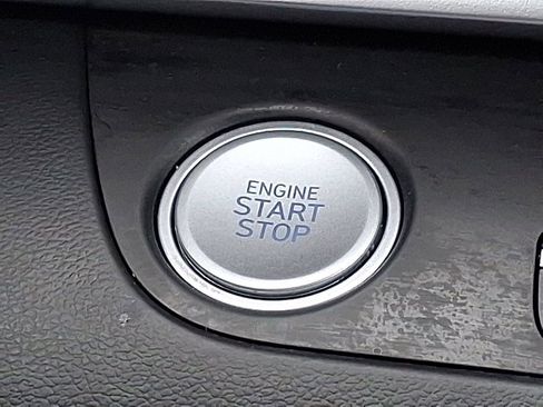 Used 2024 Hyundai Elantra SEL image 24