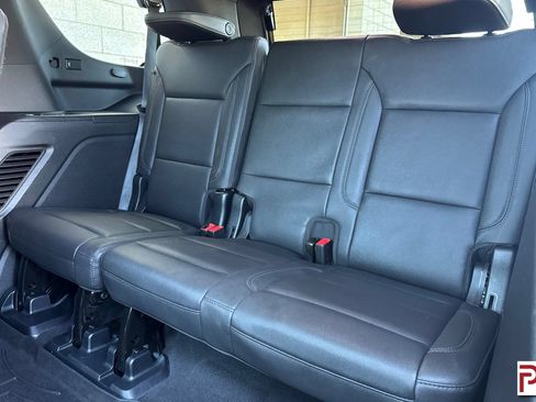 Certified 2023 Chevrolet Tahoe Z71 w/ Luxury Package AWD/4WD image 20