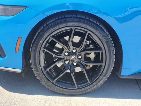 Used 2024 Ford Mustang Coupe RWD image 11