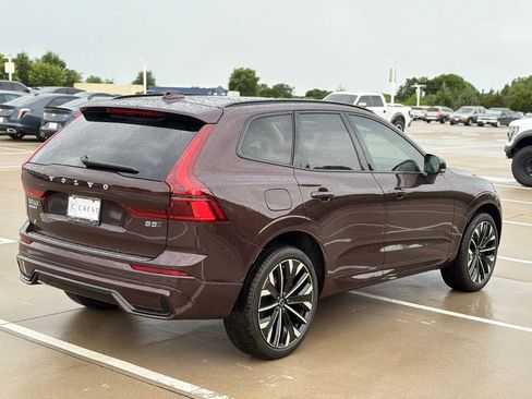 New 2026 Volvo XC60 B5 Ultra w/ Protection Package Premier image 5