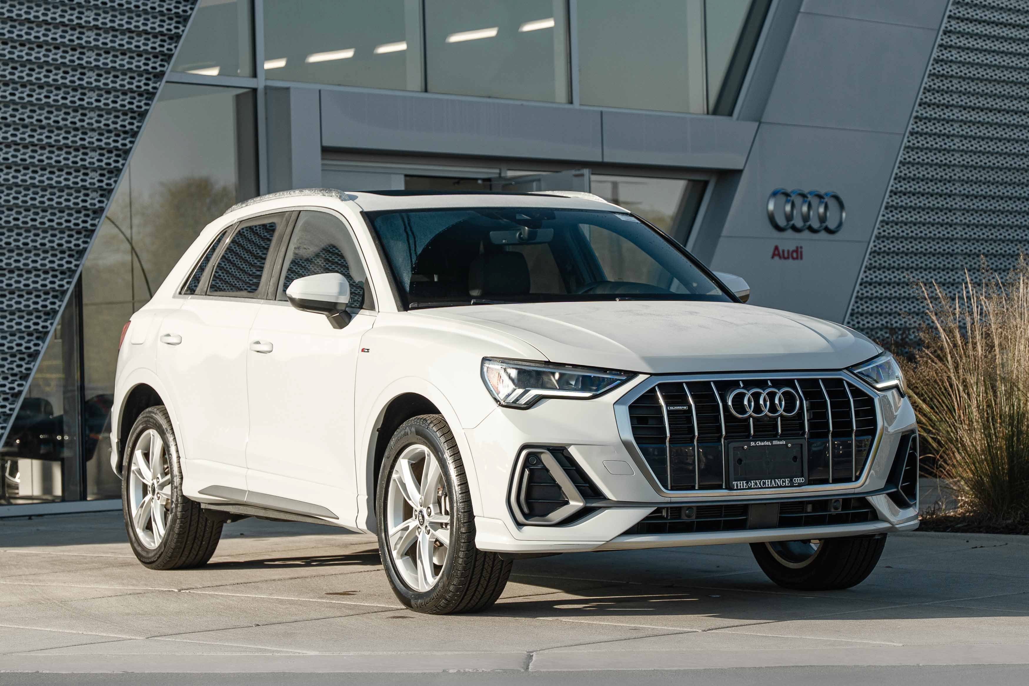 Certified 2024 Audi Q3 2.0T Premium Plus AWD/4WD image 1