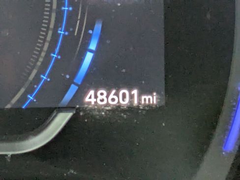 Used 2020 Hyundai Santa Fe SEL image 17