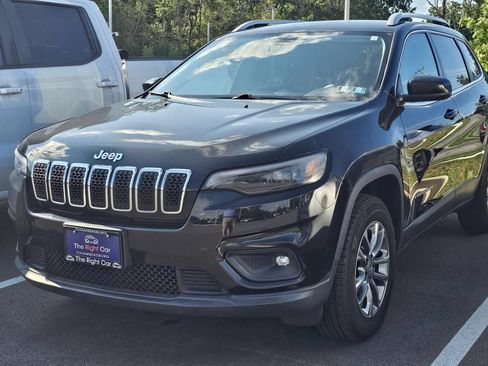 Used 2019 Jeep Cherokee Latitude Plus AWD/4WD image 1