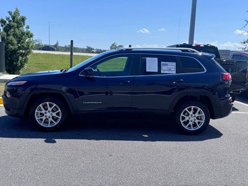 Used 2014 Jeep Cherokee Latitude FWD image 4