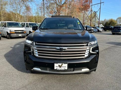 Used 2023 Chevrolet Tahoe High Country w/ Advanced Technology Package AWD/4WD image 3
