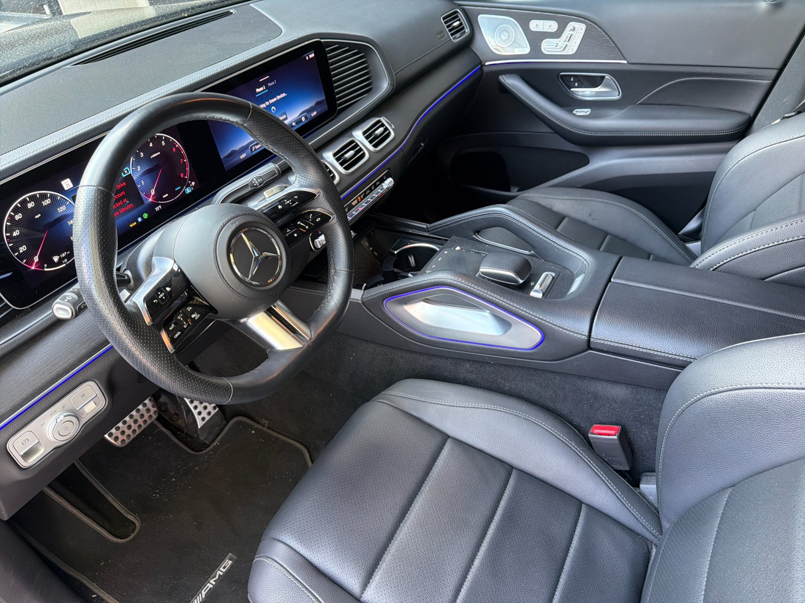 Used 2024 Mercedes-Benz GLS 450 4MATIC image 9