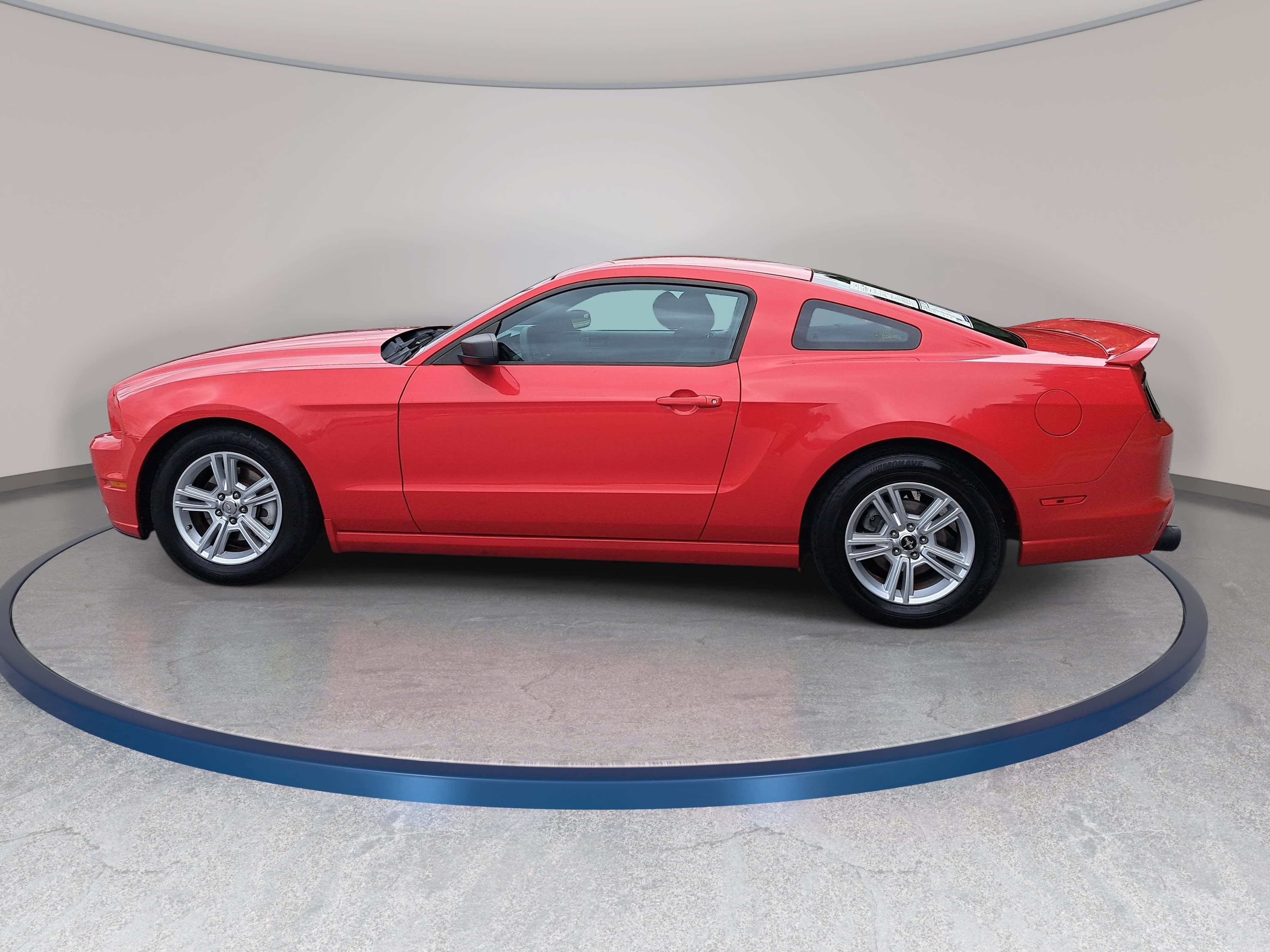 Used 2014 Ford Mustang Coupe w/ Equipment Group 102A RWD image 8