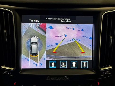 Used 2019 Maserati Levante S GranLusso AWD/4WD image 32