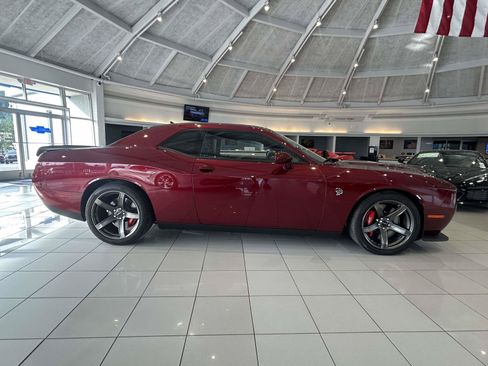 Used 2022 Dodge Challenger SRT Hellcat w/ Plus Package RWD image 8