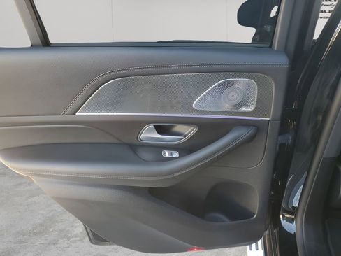 Used 2021 Mercedes-Benz GLE 580 4MATIC image 17