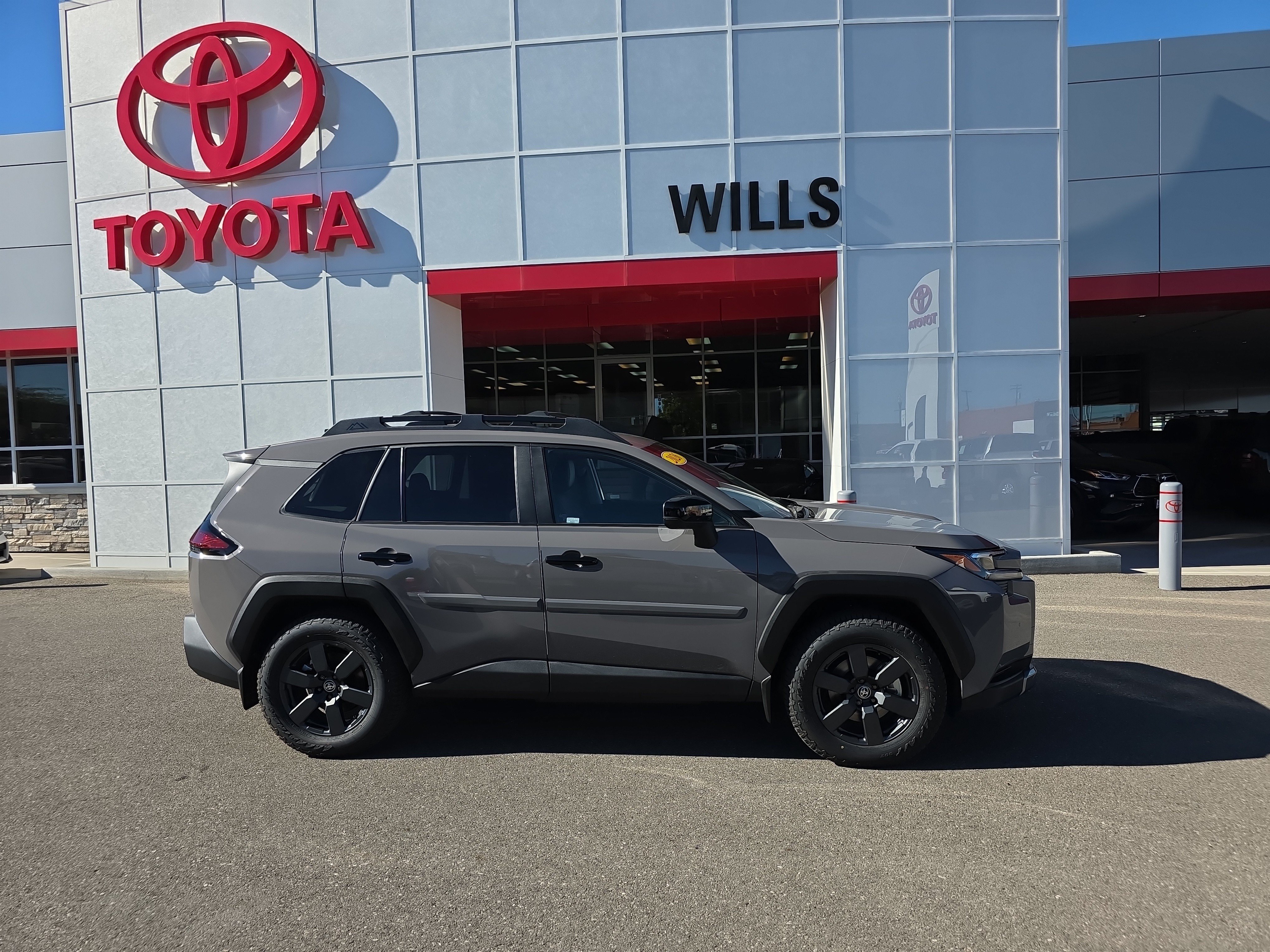 Used 2026 Toyota RAV4 AWD Plug-in Hybrid image 1