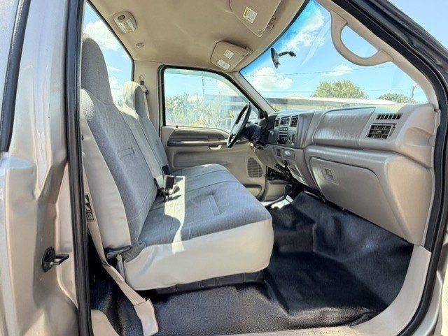 Used 2002 Ford F250 XL AWD/4WD image 17