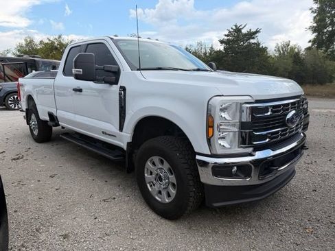 Used 2024 Ford F350 XLT AWD/4WD image 1