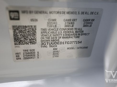 New 2026 GMC Sierra 1500 SLT w/ SLT Premium Package AWD/4WD image 39