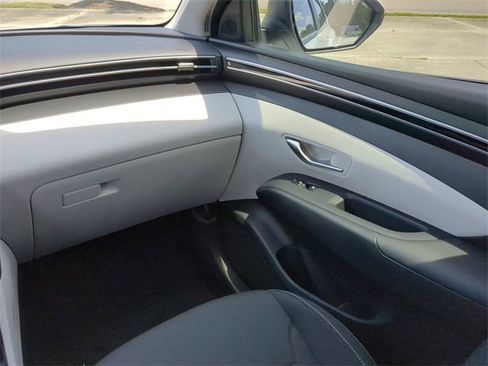 Used 2023 Hyundai Tucson SEL image 17