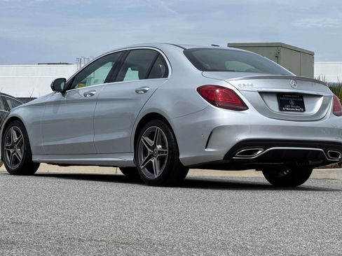 Used 2020 Mercedes-Benz C 300 Sedan image 3