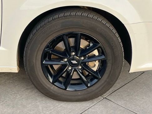 Used 2019 Dodge Grand Caravan GT image 7