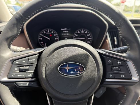 Used 2025 Subaru Outback Touring AWD/4WD image 26