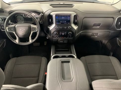 Used 2022 Chevrolet Silverado 1500 RST AWD/4WD image 2