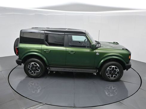 Used 2025 Ford Bronco Outer Banks image 54