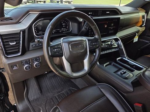 Used 2024 GMC Sierra 2500 Denali w/ Denali Reserve Package AWD/4WD image 28