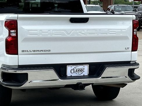 Used 2025 Chevrolet Silverado 1500 LT image 6