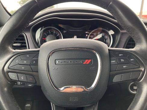 Used 2018 Dodge Challenger SXT RWD image 17