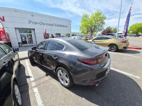 Used 2021 MAZDA MAZDA3 s image 36