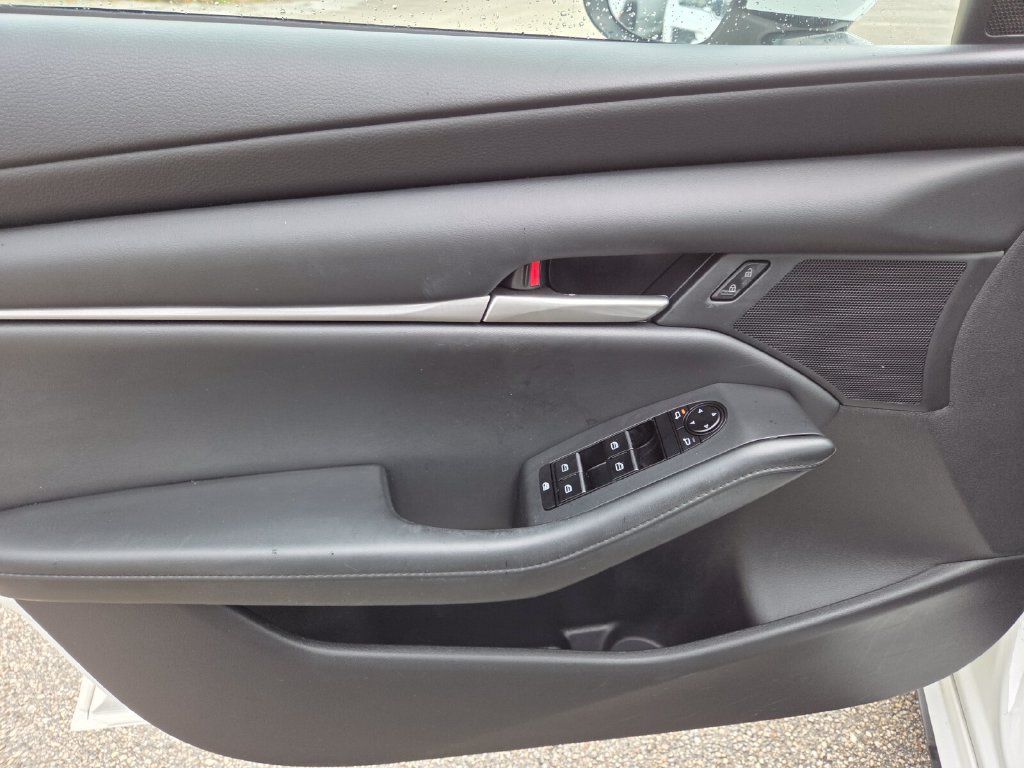 Used 2023 MAZDA MAZDA3 s FWD image 28