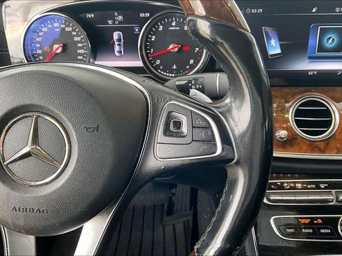 Used 2018 Mercedes-Benz E 300 image 20