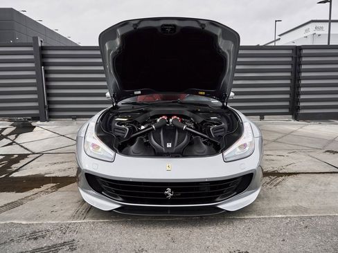 Used 2020 Ferrari GTC4Lusso T image 15