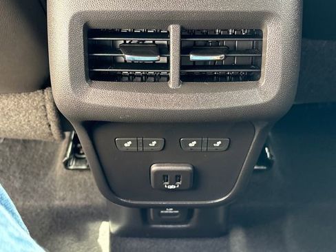 Certified 2022 Chevrolet Equinox Premier image 20