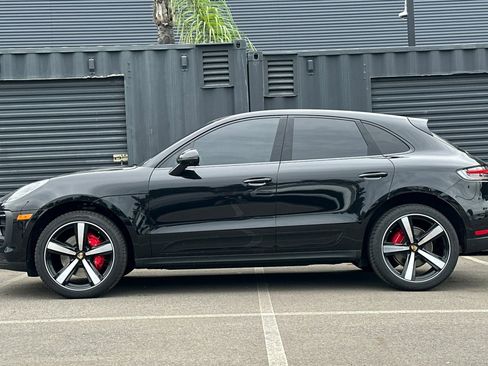Used 2022 Porsche Macan S image 2