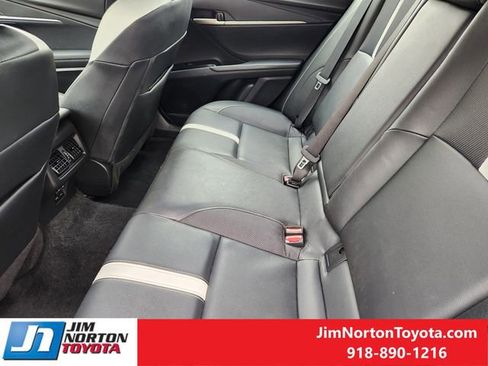 Used 2025 Toyota Camry SE image 29
