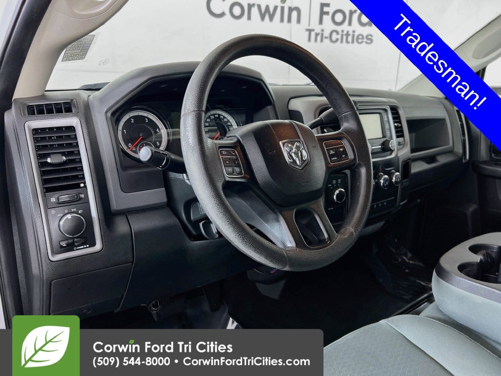 Used 2017 RAM 2500 Tradesman w/ Chrome Appearance Group AWD/4WD image 3