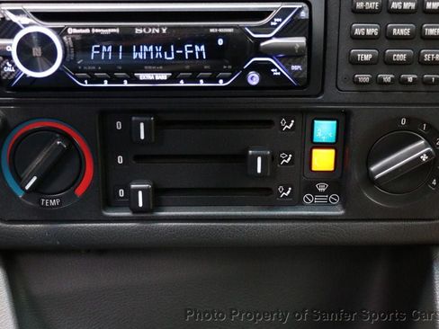 Used 1988 BMW M3 Coupe RWD image 32