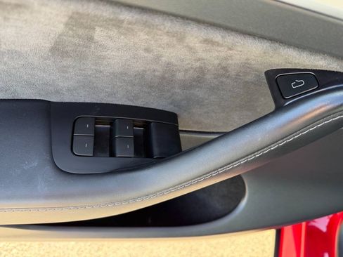 Used 2023 Tesla Model Y Long Range AWD/4WD image 16