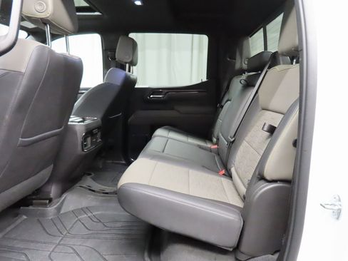 Used 2023 Chevrolet Silverado 1500 ZR2 image 10