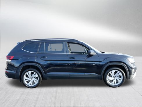 Certified 2023 Volkswagen Atlas SE image 8