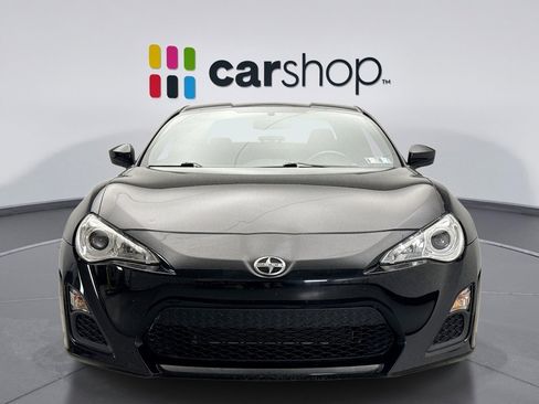 Used 2015 Scion FR-S RWD image 8