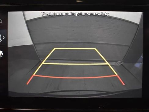 Used 2023 Hyundai Santa Fe SEL image 33