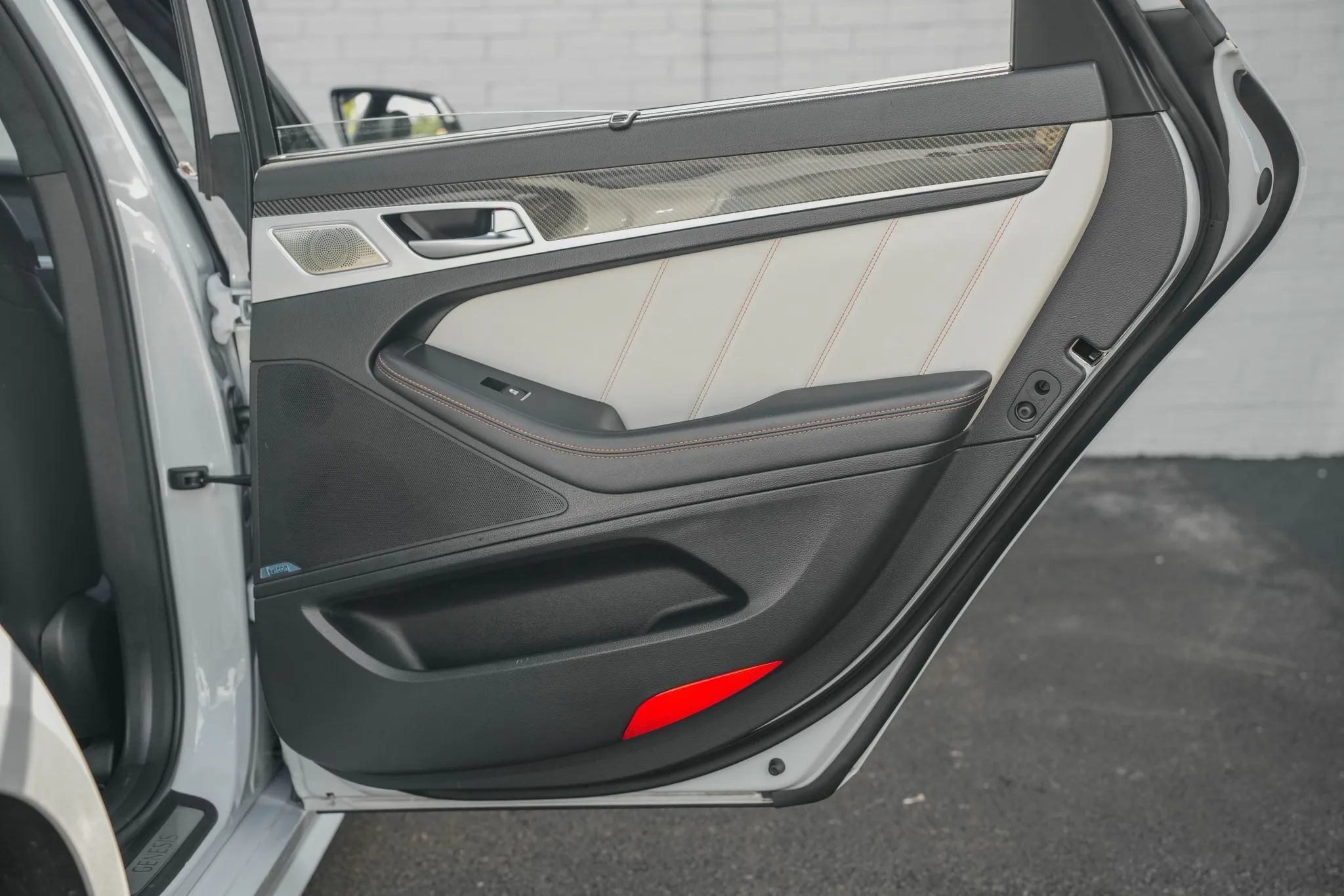 Used 2018 Genesis G80 3.3T Sport AWD/4WD image 34