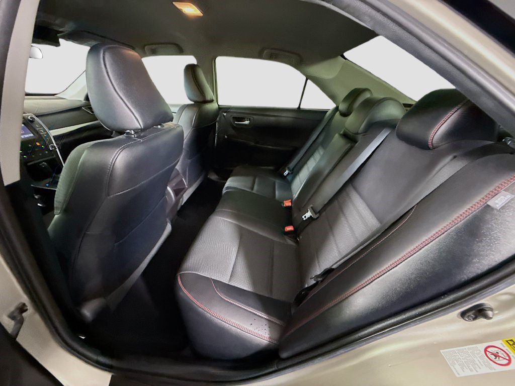 Used 2017 Toyota Camry SE FWD image 23