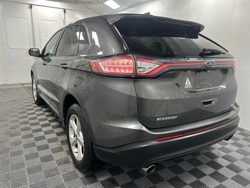 Used 2017 Ford Edge SE AWD/4WD image 4