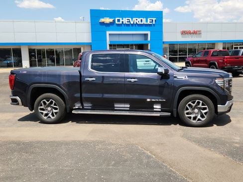 Used 2024 GMC Sierra 1500 SLT image 5