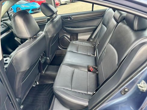 Used 2017 Subaru Legacy 2.5i Limited image 14